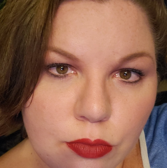 Meet your Posher, Marissa - Picture 1 of 1